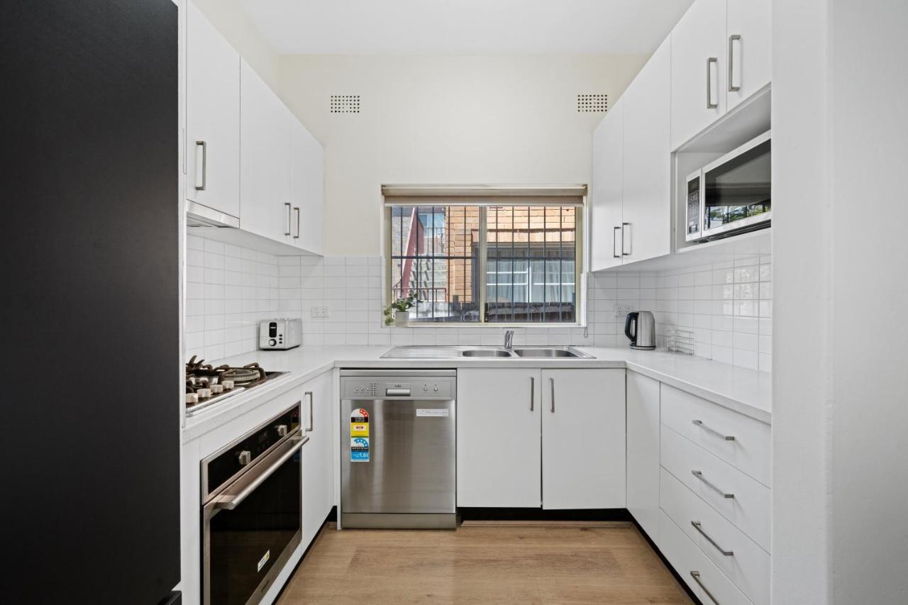 Burwood City Newly Renovated 2 Bed 2 Bath Free Private Parking Big Apt Sydney Exterior photo